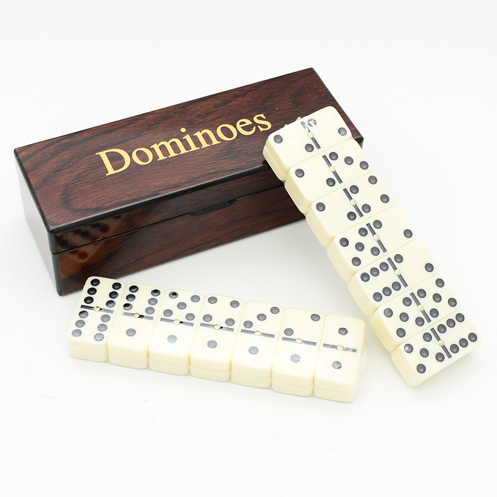 Jeu de dominos en résine 28 pi - Board Game Master avis et prix